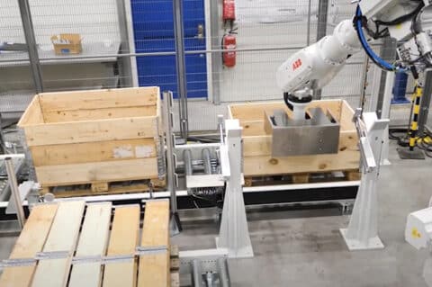 Automatic Disassembly of Pallet Collars | Shape Process Automation