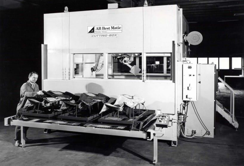 Waterjet cutting The original